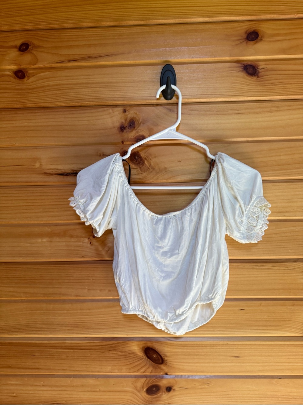 Forever 21 Cream Ruffled Neck Top - Picture 2 of 3